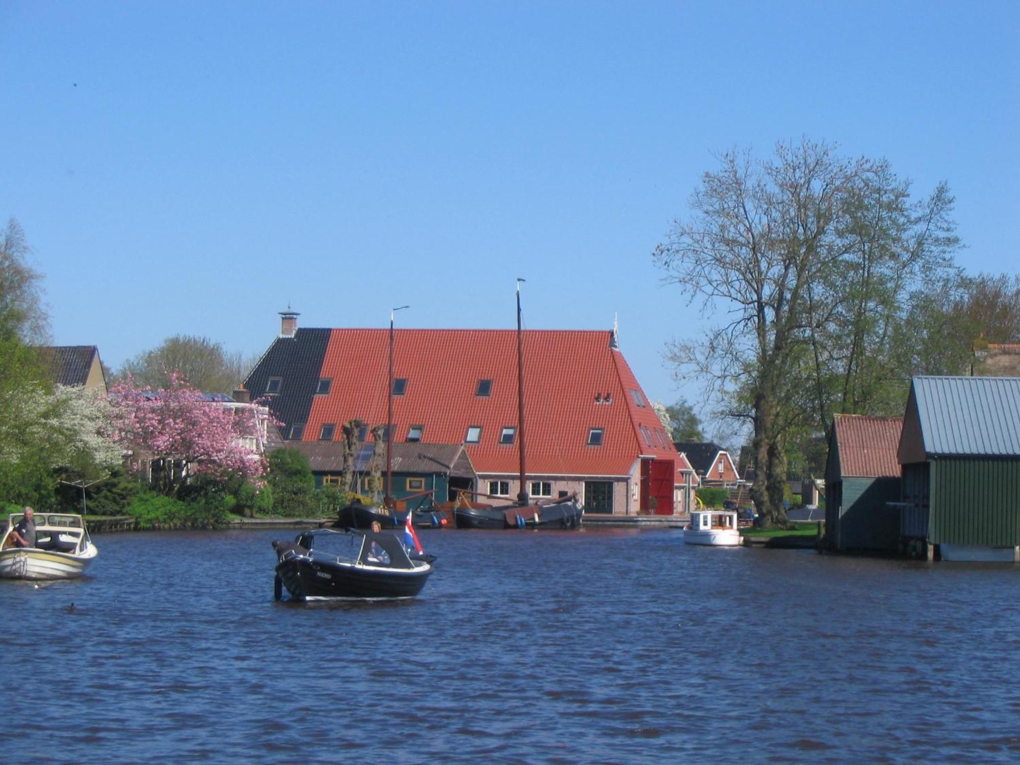 Wartena Hoeve - Vega B&B Extérieur photo